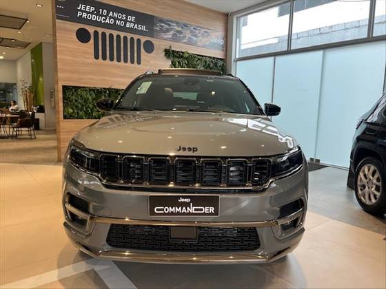 JEEP COMMANDER 2025