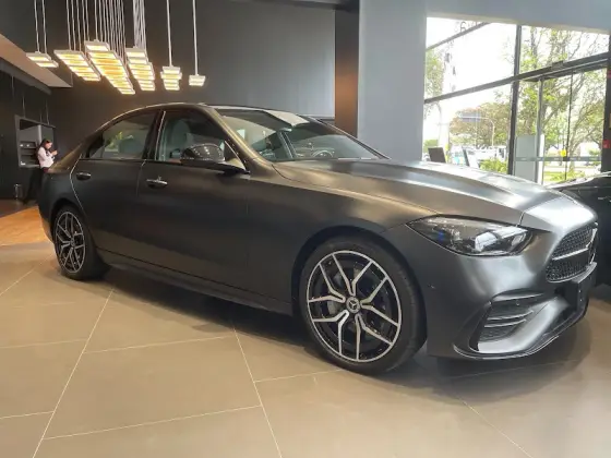 MERCEDES-BENZ C 300 2024