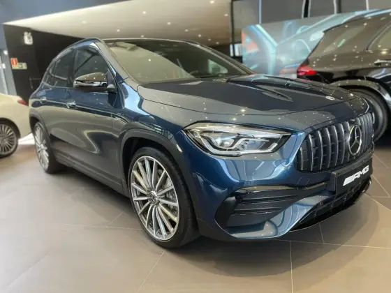 MERCEDES-BENZ GLA 35 AMG 2022