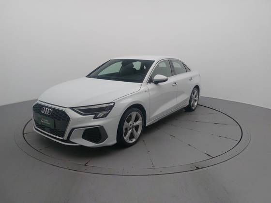 AUDI A3 2024