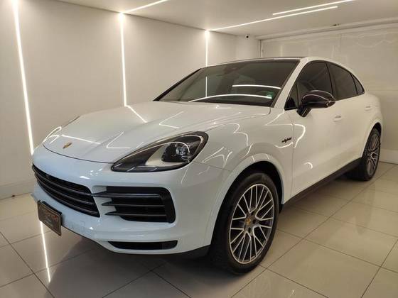 PORSCHE CAYENNE 2022