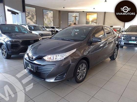TOYOTA YARIS 2022