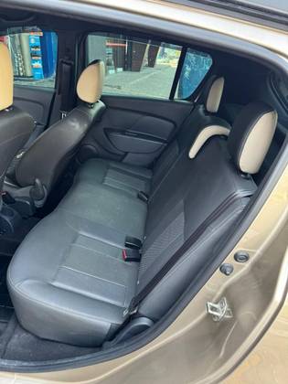 RENAULT SANDERO 2020