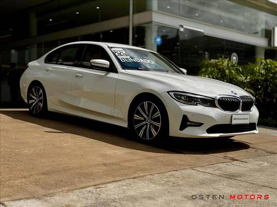 BMW 320i 2022