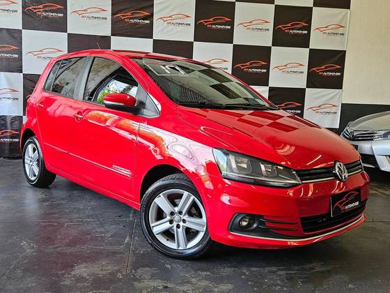 VOLKSWAGEN FOX 2017