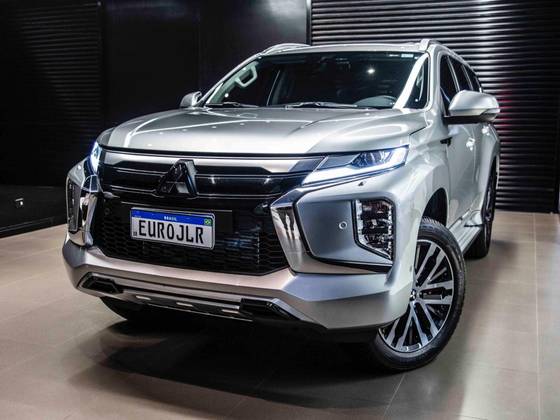 MITSUBISHI PAJERO SPORT 2024