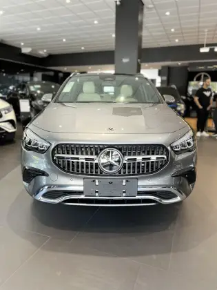 MERCEDES-BENZ GLA 200 2026