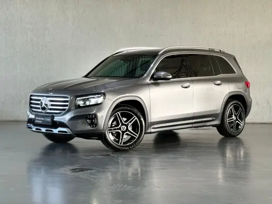 MERCEDES-BENZ GLB 200 2024