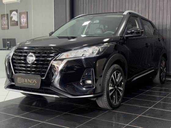NISSAN KICKS 2022