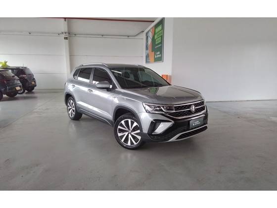 VOLKSWAGEN TAOS 2023