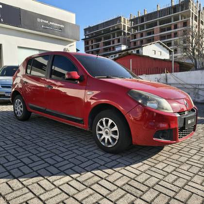 RENAULT SANDERO 2012