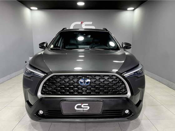 TOYOTA COROLLA CROSS 2024