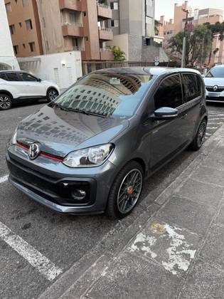 VOLKSWAGEN UP 2019