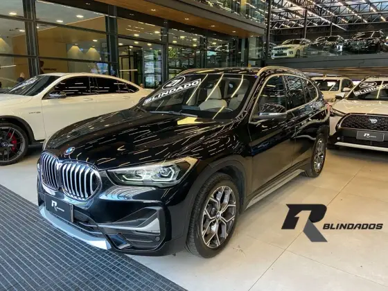 BMW X1 2021
