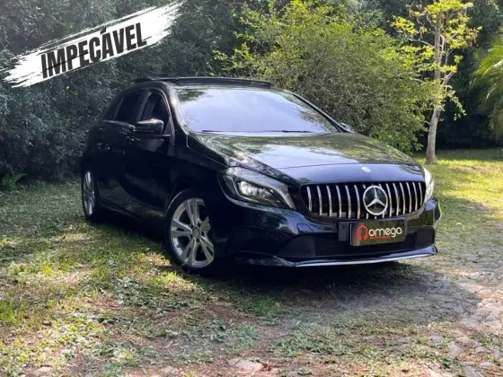 MERCEDES-BENZ A 200 2017
