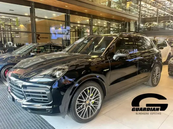 PORSCHE CAYENNE 2023
