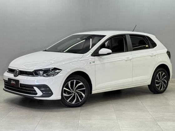 VOLKSWAGEN POLO 2023