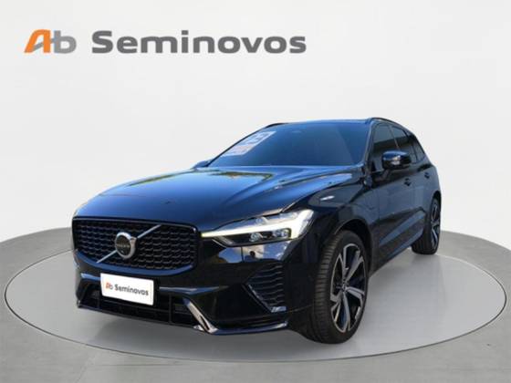 VOLVO XC60 2023