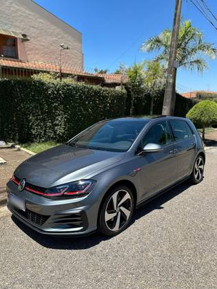 VOLKSWAGEN GOLF 2019