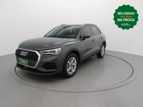 AUDI Q3 2024