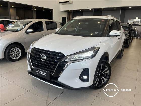 NISSAN KICKS 2022