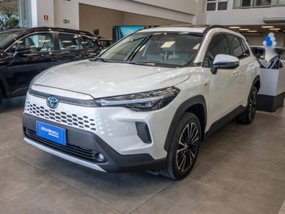 TOYOTA COROLLA CROSS 2026