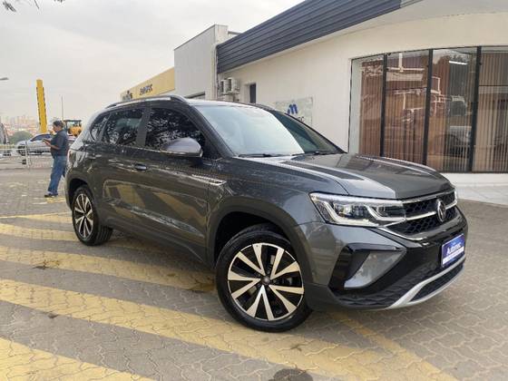 VOLKSWAGEN TAOS 2023