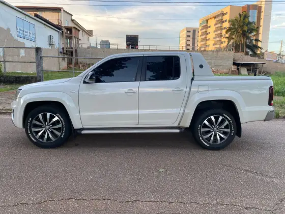 VOLKSWAGEN AMAROK 2019