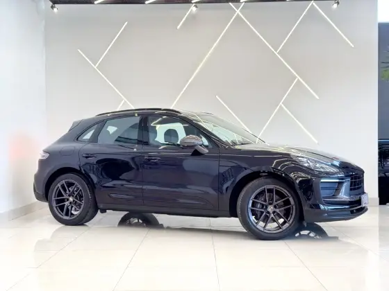 PORSCHE MACAN 2023