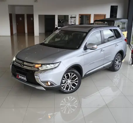 MITSUBISHI OUTLANDER 2016