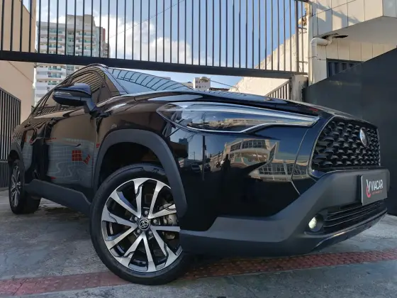 TOYOTA COROLLA CROSS 2024