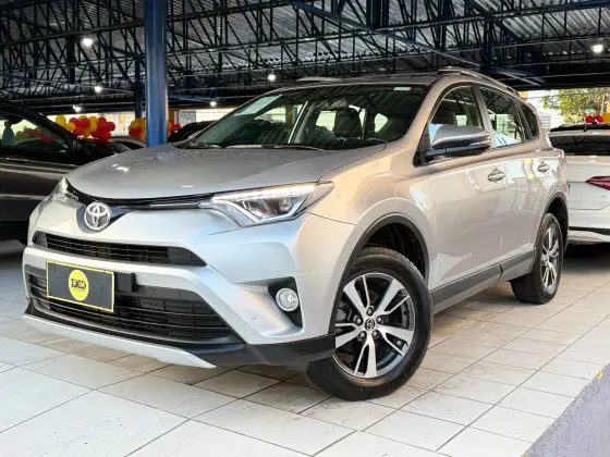 TOYOTA RAV4 2018