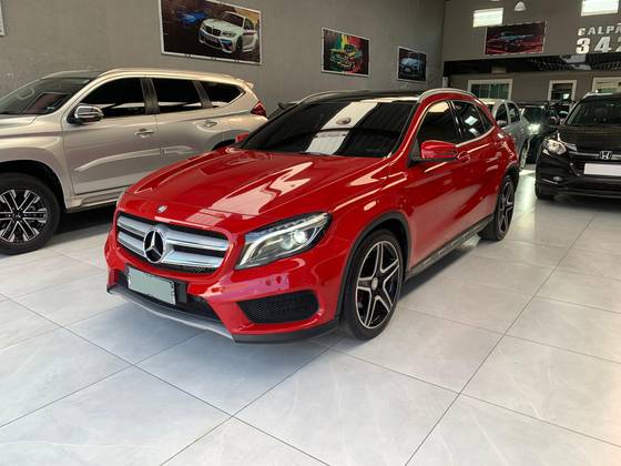 MERCEDES-BENZ GLA 250 2017