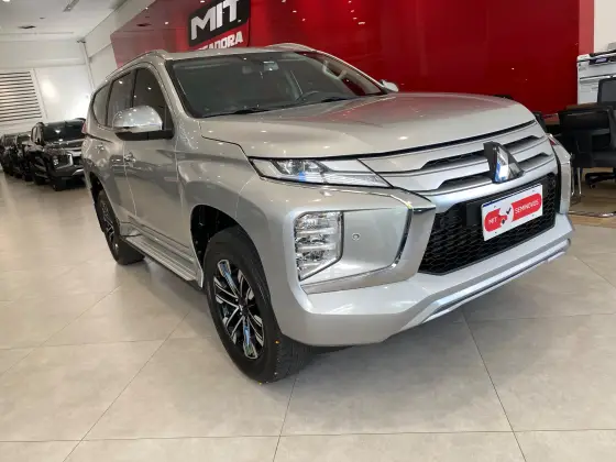 MITSUBISHI PAJERO SPORT 2024