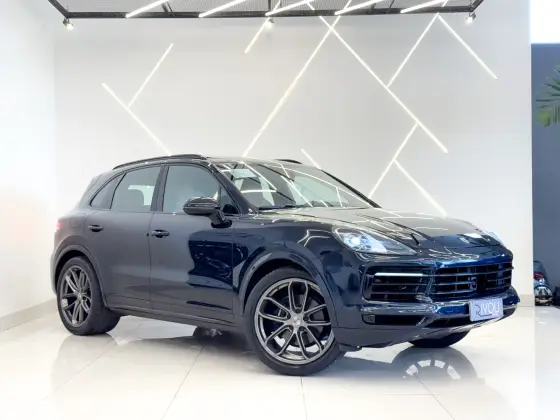 PORSCHE CAYENNE 2020