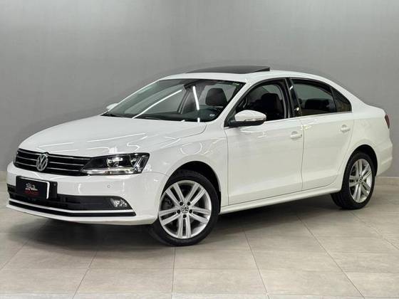 VOLKSWAGEN JETTA 2017