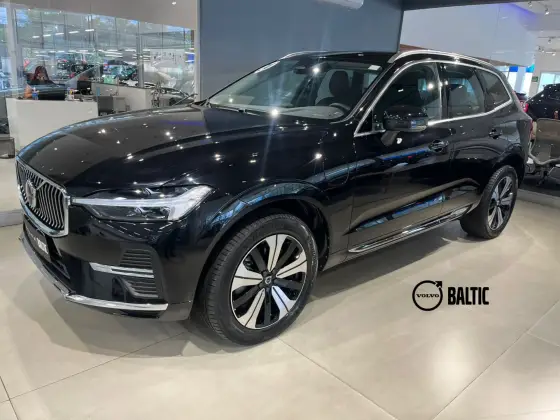 VOLVO XC60 2024