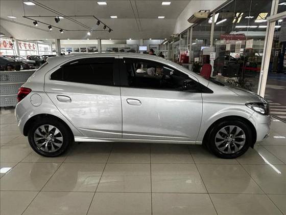 CHEVROLET ONIX 2021