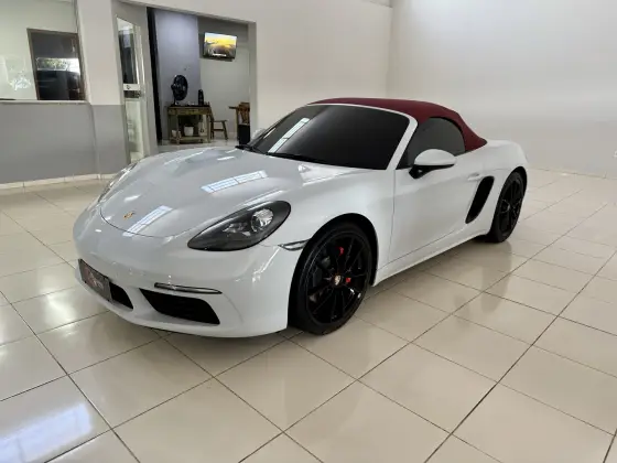 PORSCHE 718 2021