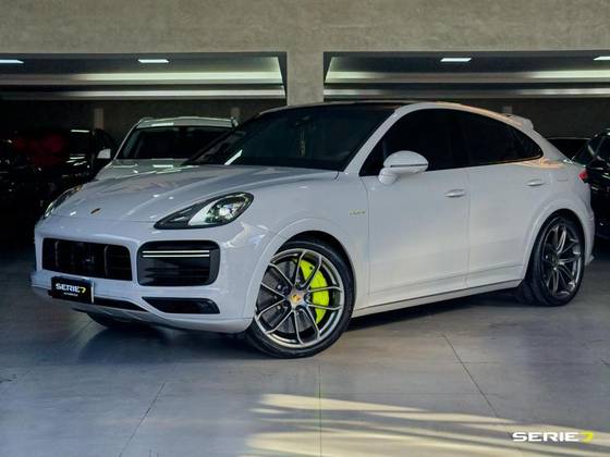 PORSCHE CAYENNE 2020