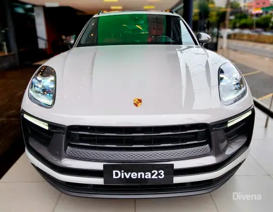 PORSCHE MACAN 2024