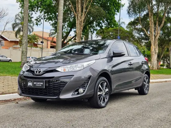 TOYOTA YARIS 2021