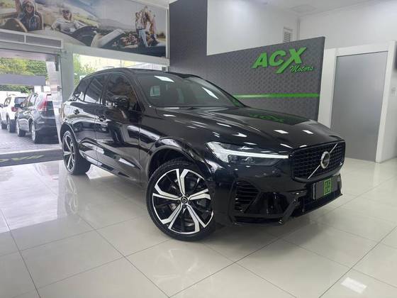 VOLVO XC60 2024
