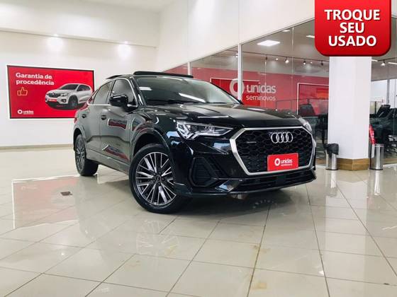 AUDI Q3 2024