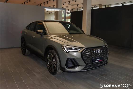 AUDI Q3 2024
