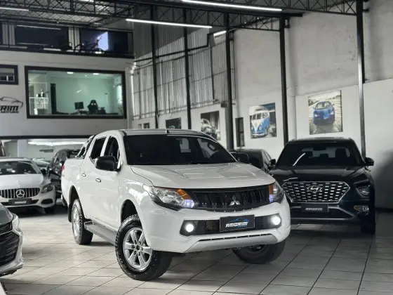 MITSUBISHI L200 TRITON 2021