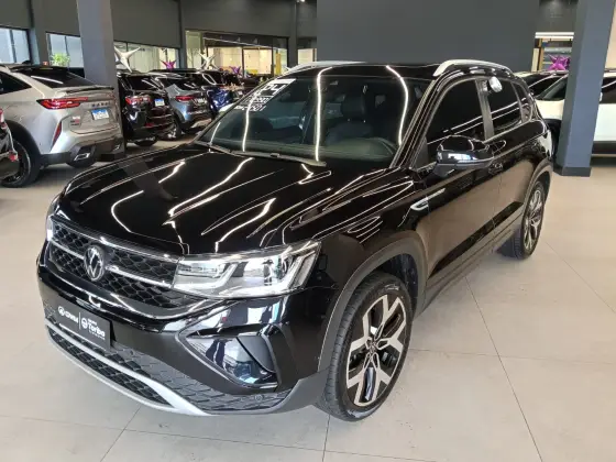 VOLKSWAGEN TAOS 2024