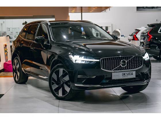 VOLVO XC60 2024