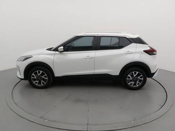 NISSAN KICKS 2024