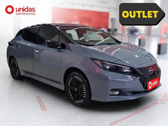 NISSAN LEAF 2023